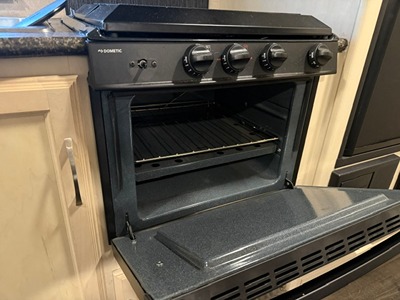 2019 WINNEBAGO MICRO MINNIE photo 26