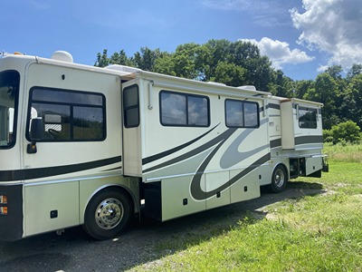 2002 FLEETWOOD DISCOVERY photo 5
