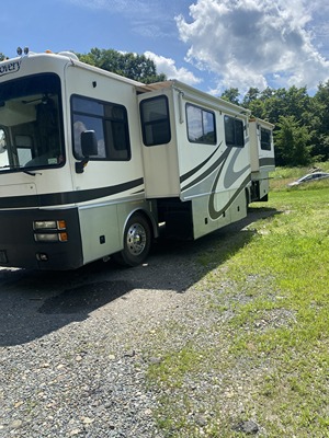 2002 FLEETWOOD DISCOVERY photo 4