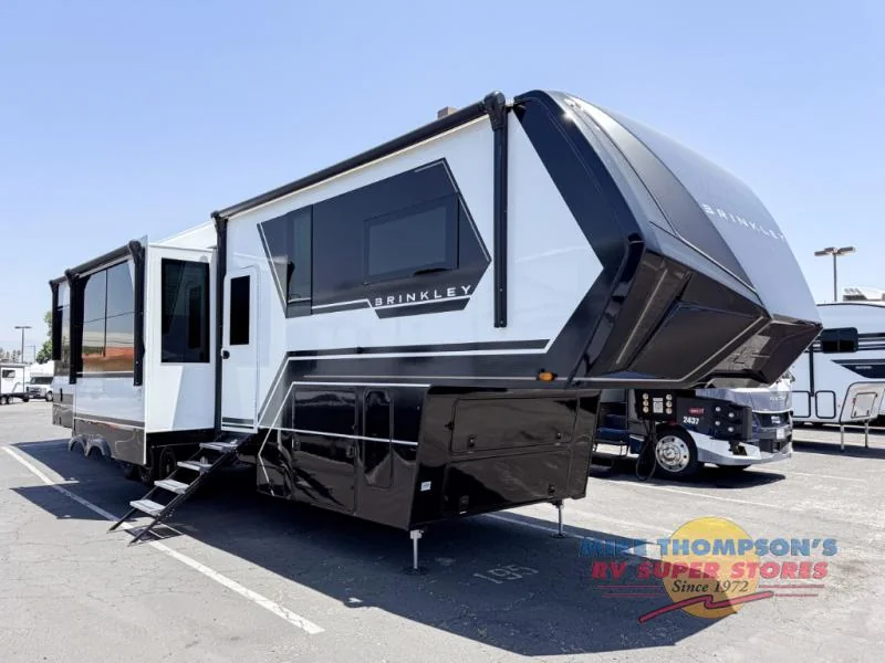 2026 Brinkley Model G exterior