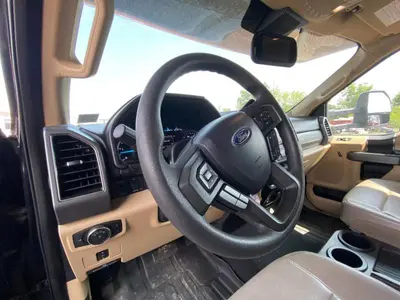 2021 Thor Motor Coach Magnitude photo 9