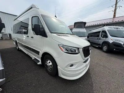 2024 Grech RV Strada-ion photo 11