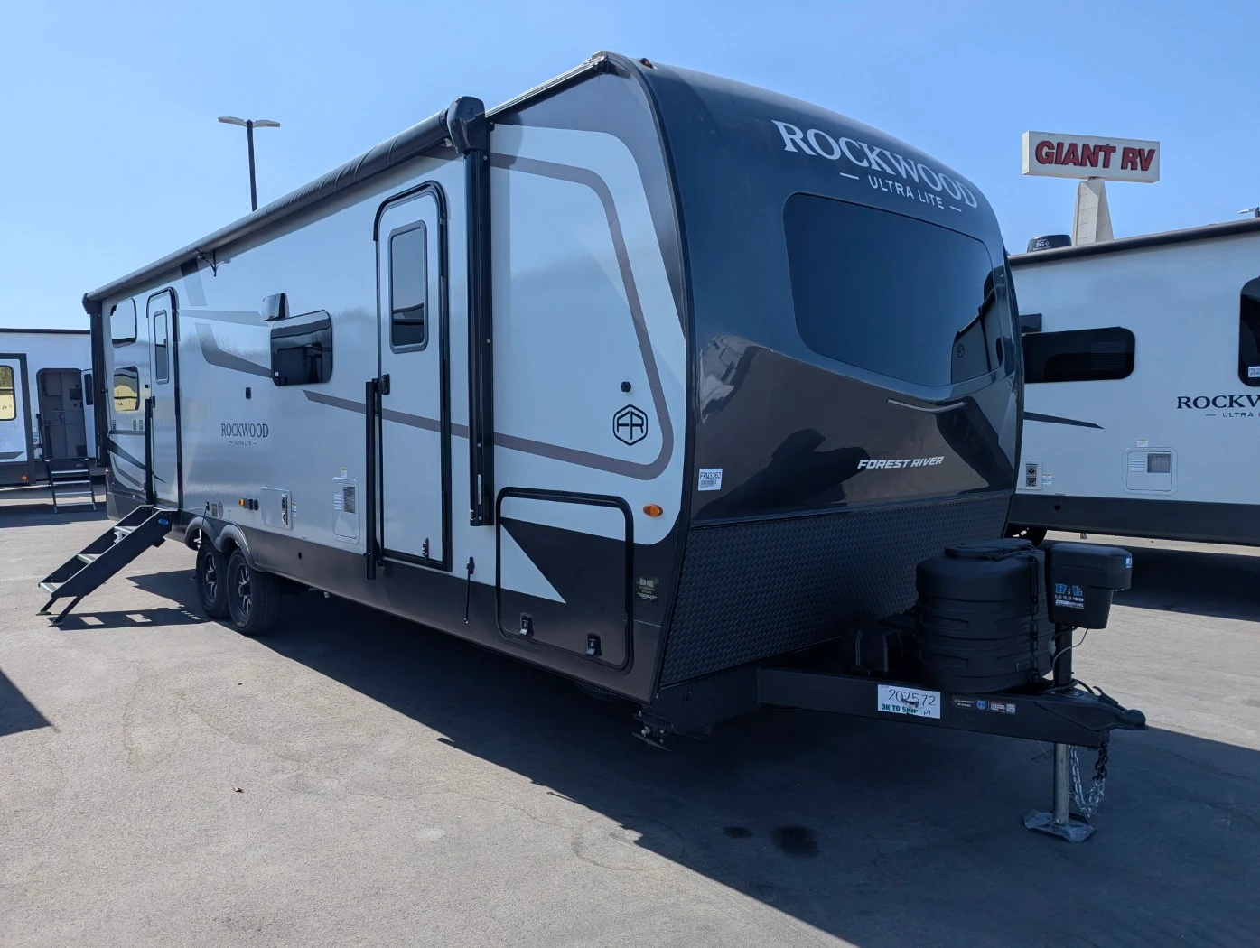 2027 Forest River Rockwood Ultra Lite 2706BH exterior