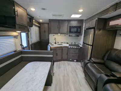 2023 Coachmen Leprechaun 298KB photo 16