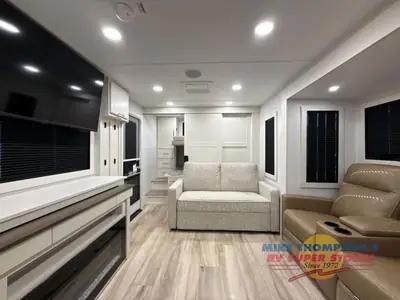 2026 Brinkley Model I photo 19