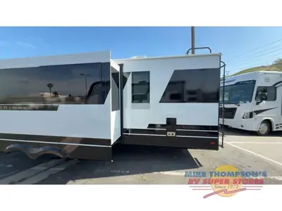 2026 Brinkley Model I photo 8