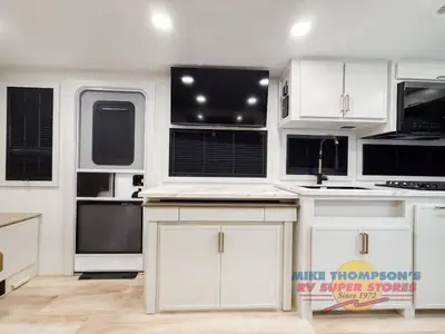 2026 Brinkley Model Ix photo 17