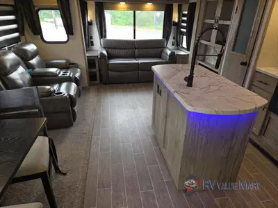 2021 Forest River RV Cherokee Alpha Wolf photo 19