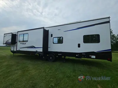 2027 Forest River RV Vengeance Rogue Armored photo 2