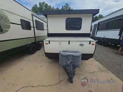 2016 Forest River RV Flagstaff Hard Side High Wall Series photo 3