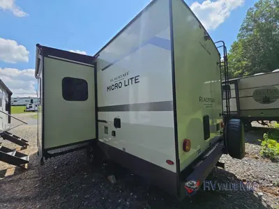 2027 Forest River RV Flagstaff photo 6
