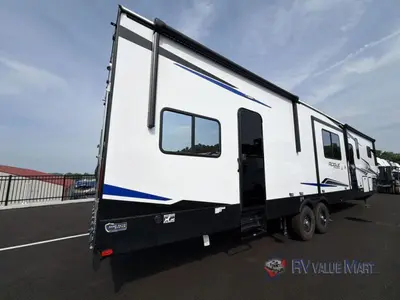 2026 Forest River RV Vengeance Rogue Armored photo 8