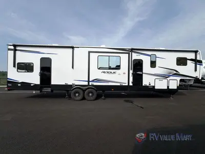 2026 Forest River RV Vengeance Rogue Armored photo 9