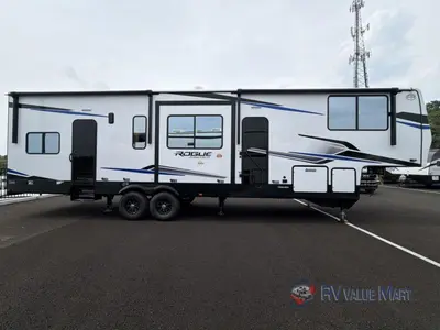 2026 Forest River RV Vengeance Rogue Armored photo 9