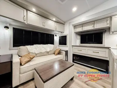 2026 Brinkley Model Z photo 12