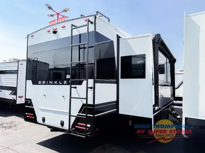 2026 Brinkley Model Z photo 5