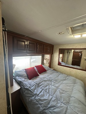 2005 FOUR WINDS CHATEAU photo 13