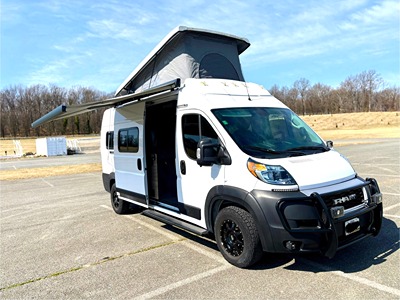 Used 2022 Winnebago Solis 59P