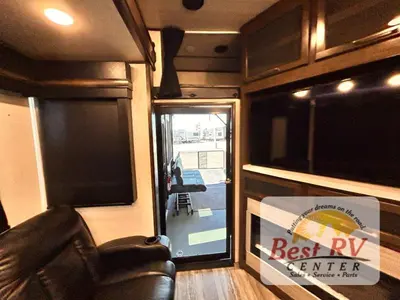 2021 Dutchmen RV Voltage photo 23