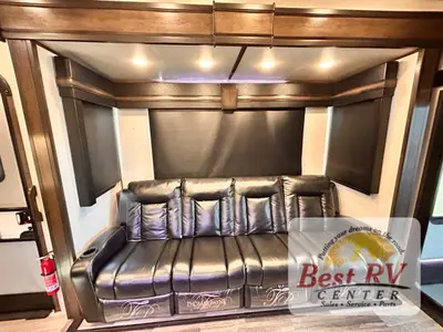 2021 Dutchmen RV Voltage photo 18