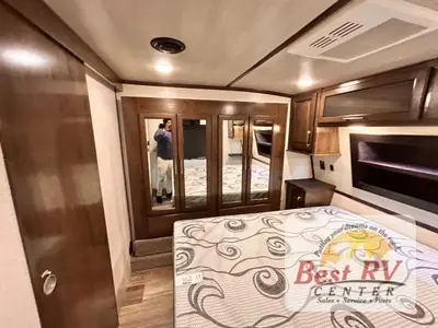 2021 Dutchmen RV Voltage photo 49