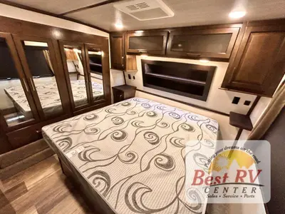 2021 Dutchmen RV Voltage photo 47