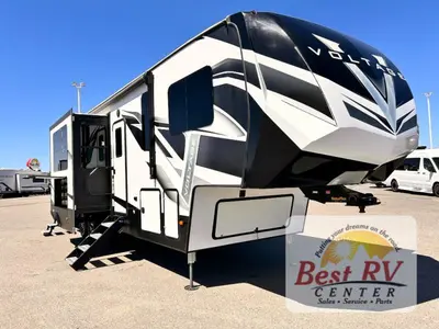 Used 2021 Dutchmen RV Voltage 3615