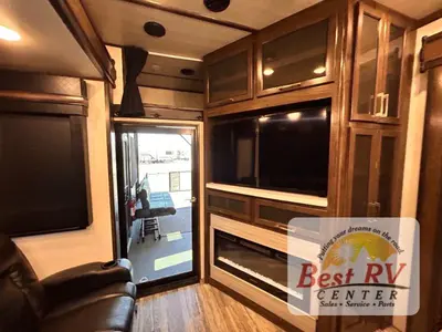 2021 Dutchmen RV Voltage photo 22