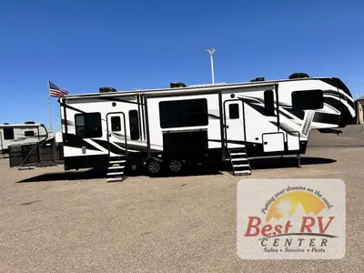 2021 Dutchmen RV Voltage photo 2