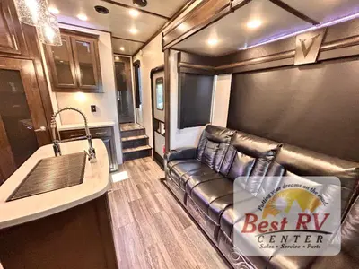 2021 Dutchmen RV Voltage photo 31