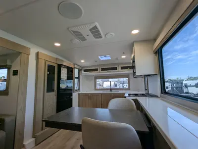 2027 Forest River Rockwood Signature 290SFK photo 18