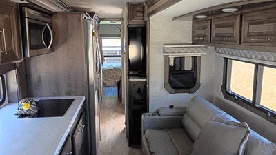 2022 ENTEGRA COACH ACCOLADE XL photo 5
