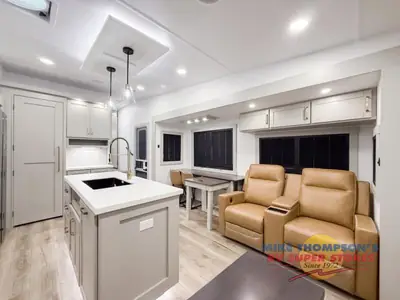 2026 Brinkley Model Z photo 21