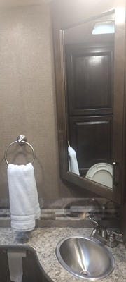 2019 THOR MOTOR COACH HURRICANE photo 11