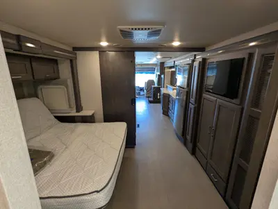 2023 Thor Motor Coach Palazzo photo 44