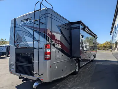 2023 Thor Motor Coach Palazzo photo 12