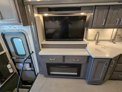 2023 Thor Motor Coach Palazzo photo 26