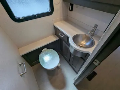 2023 Thor Motor Coach Palazzo photo 31
