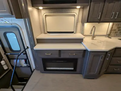 2023 Thor Motor Coach Palazzo photo 25