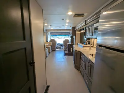 2023 Thor Motor Coach Palazzo photo 46