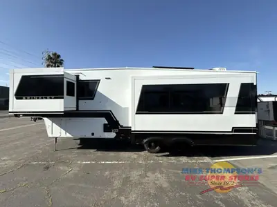 2026 Brinkley Model Z photo 5
