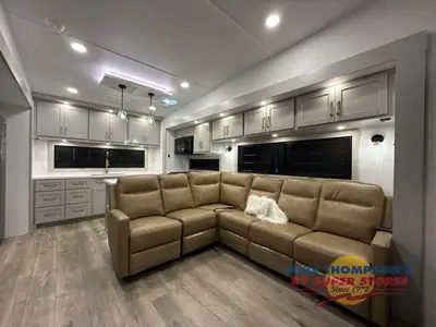 2026 Brinkley Model Z photo 16