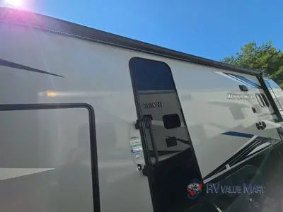 2022 Forest River Cherokee Alpha Wolf photo 16