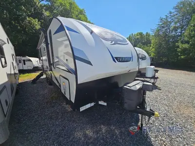 Used 2022 Forest River Cherokee Alpha Wolf 26RB-L