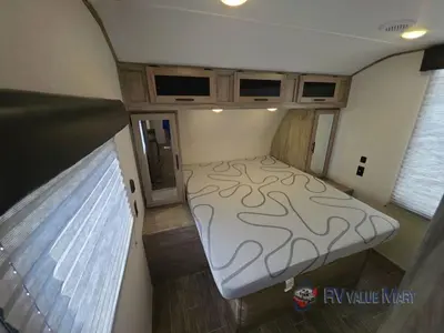 2022 Forest River Cherokee Alpha Wolf photo 27