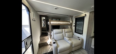 2025 GRAND DESIGN TRANSCEND photo 25