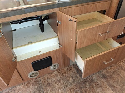 2014 WINNEBAGO ITASCA NAVION photo 30