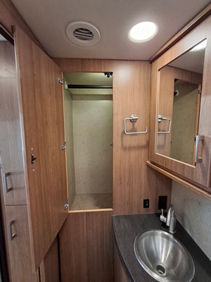 2014 WINNEBAGO ITASCA NAVION photo 41