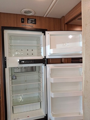 2014 WINNEBAGO ITASCA NAVION photo 36
