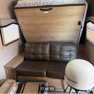 2022 WINNEBAGO MINNIE photo 2